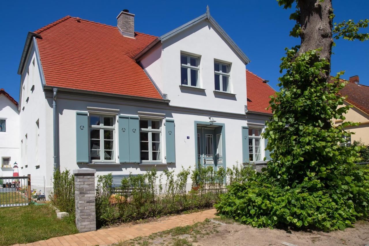 Kapitaenshaus Luv & Lee Villa Wustrow  Luaran gambar